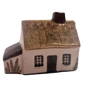 Keller Charles Miniature Thatched Roof Cottage – Hand‑Painted Ceramic Figurine